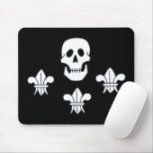 JOLLY ROGER SKULL EN DRIE LILILIES FLAG MUISMAT (Met muis)