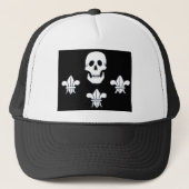 JOLLY ROGER SKULL EN DRIE LILILIES FLAG TRUCKER PET (Voorkant)