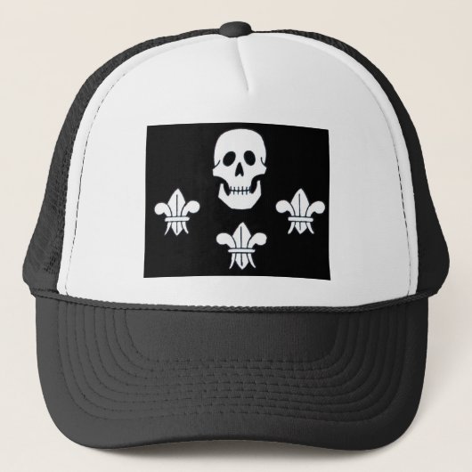 JOLLY ROGER SKULL EN DRIE LILILIES FLAG TRUCKER PET (Voorkant)
