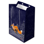 Jolly Running Fox Gift Bag Medium Cadeauzakje (Achterkant Gekanteld)