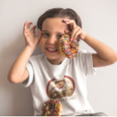 JollyKins maakt zich zorgen over Jolly (rood) T-shirt