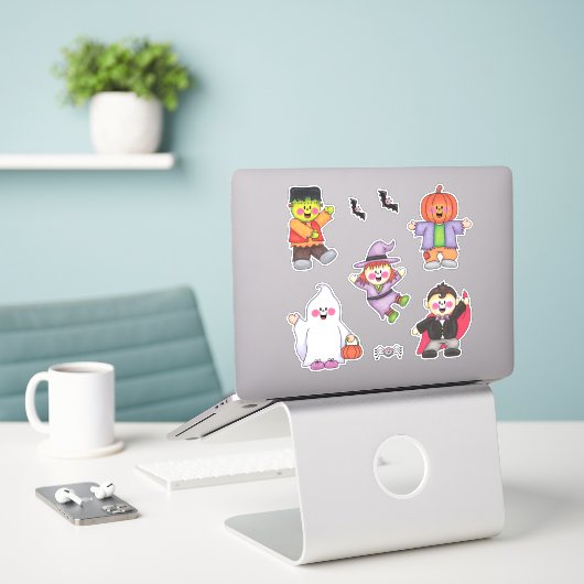 JollyKins The Spooky Crew (set van 8) Sticker (Laptop op bureau)