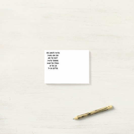 Jong en leuk post-it® notes (Op bureau)
