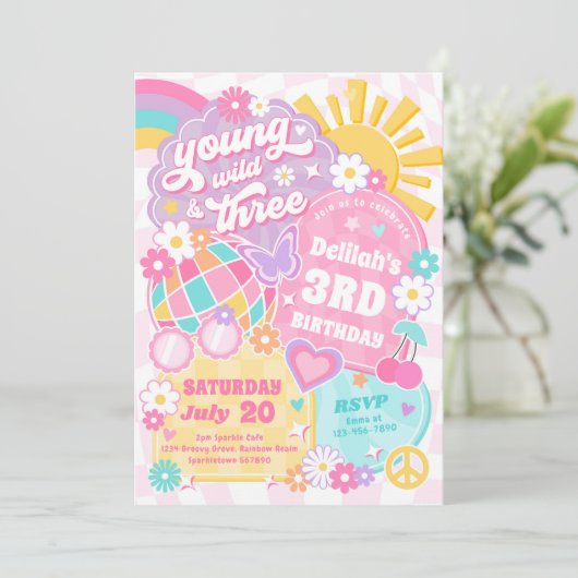 Jong Wild & Drie Groovy Regenboog Verjaardagsfeest Kaart (Staand voorkant)