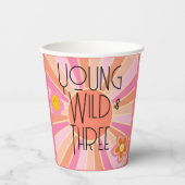 Jong, Wild & Drie | Kind Birthday Cup | roze Papieren Bekers (Voorkant)