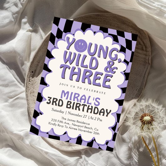 Jong, Wild & Drie Paarse Retro Meisje 3e Verjaarda Kaart