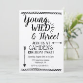 Jong, Wild & Drie Verjaardag uitnodiging (Staand voorkant)