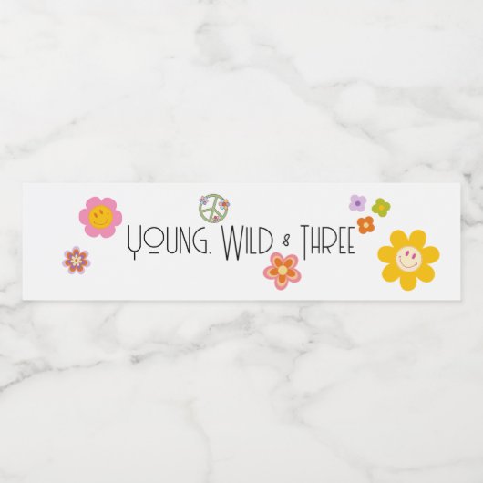 Jong, Wild & Drie | Waterlabel B-Day | Glimlachen Waterfles Etiket (Enkel label)