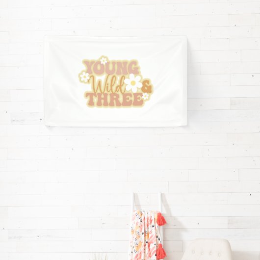 Jong, Wild en Drie 3e Verjaardagsbanner Spandoek (Insitu)