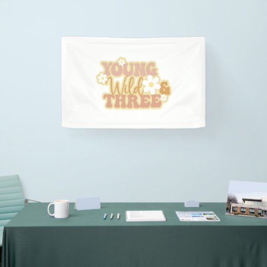 Jong, Wild en Drie 3e Verjaardagsbanner Spandoek (Beurs)