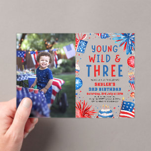 Jong Wild en Drie 4th Juli 3rd Verjaardagsfeest Acryl Uitnodigingen