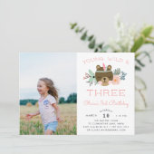 Jong, Wild en Drie | Foto van Birthday Party Invit Kaart (Staand voorkant)