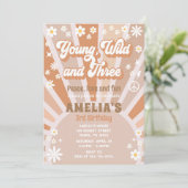 Jong wild en drie verjaardag uitnodiging (Staand voorkant)