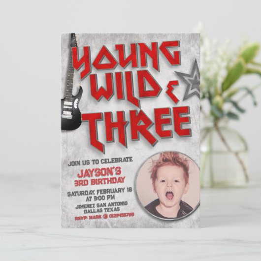 Jong Wild en Three Rock Uitnodiging met Foto (Staand voorkant)