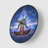 JONGE BEMIDDELING IN LOTUSPOSITIE CHAKRA II RONDE KLOK (Hoek)