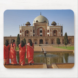 Jonge Indiase dames en Humayun's tombe, Delhi, Muismat
