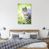Jonge kat in natuur canvas afdruk (Insitu (Slaapkamer))