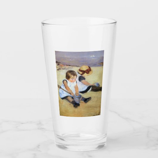 Jonge kinderen die op de strand spelen (Mary Cassa Glas (Voorkant)