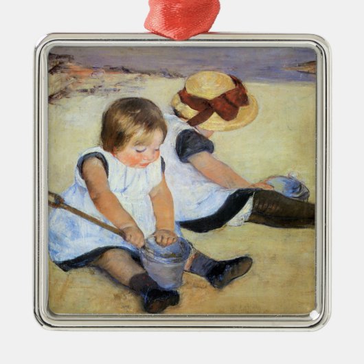 Jonge kinderen die op de strand spelen (Mary Cassa Metalen Ornament (Voorkant)