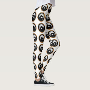 Jonge koppel zwarte silhouet die elkaar kussen leggings