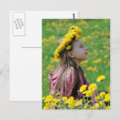 Jonge meid in de zomerdag. briefkaart (Voorkant / Achterkant)