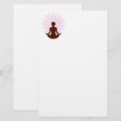 Jonge meisje dat yoga oefent briefpapier (Voorkant / Achterkant)