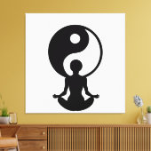 Jonge meisje dat yoga oefent canvas afdruk (Insitu (Woonkamer))
