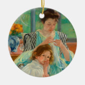Jonge moeder naaien | Mary Cassatt Keramisch Ornament (Voorkant)