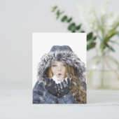 Jonge mooie meid in de winter briefkaart (Staand voorkant)