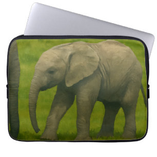 Jonge olifant met voogd in grasreservaat laptop sleeve