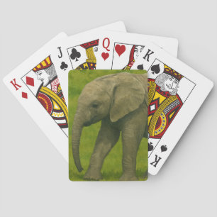 Jonge olifant met voogd in grasreservaat pokerkaarten