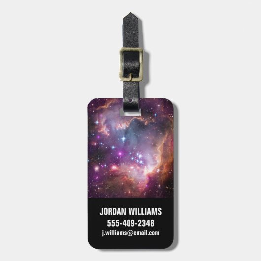 Jonge sterren in de kleine Magelhaense wolk. Bagagelabel (Voorkant verticaal)