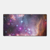 Jonge sterren in de kleine Magelhaense wolk. Bureaumat (Voorkant)