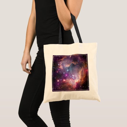Jonge sterren in de kleine Magelhaense wolk. Tote Bag (Voorkant (product))