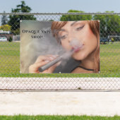 Jonge Vaping Vape Business Accent van vrouw aanpas Spandoek (Insitu)