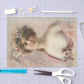 Jonge Victoriaans Vrouw Omringd door Bloemen Tissuepapier (Craft)