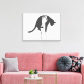 Jonge vrouw die kat tilt - Kies achtergrondkleur Canvas Afdruk (Insitu (Woonkamer))