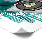 Jonge vrouw Dj Gebruikend Platenspeler in Nightclu Poster (Hoek)