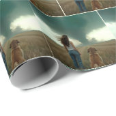 Jonge vrouw en hond kijken naar een tornado cadeaupapier (Rol Hoek)