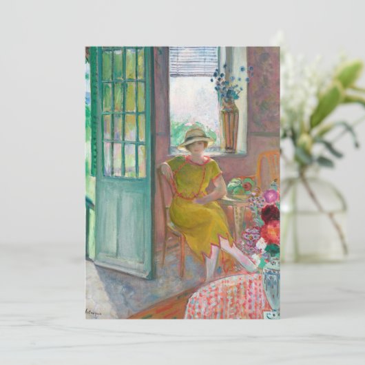 Jonge vrouw in een bloemrijk interieur Henri Lebas (Staand voorkant)