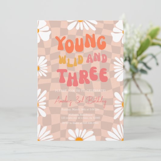 Jonge Wild en Drie 3e Verjaardagsfeestuitnodiging Kaart (Staand voorkant)