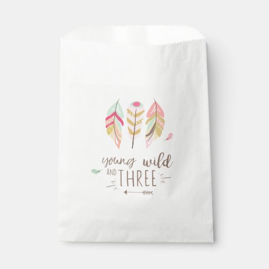 Jonge Wild en drie gunstzak Boho Feathers Bedankzakje (Voorkant)