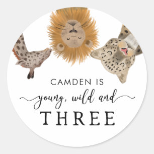Jonge wilde dieren en drie Safari Birthday Party Ronde Sticker