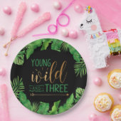 Jonge, wilde en drie verjaardagsfeestjes papieren bordje (Feest)