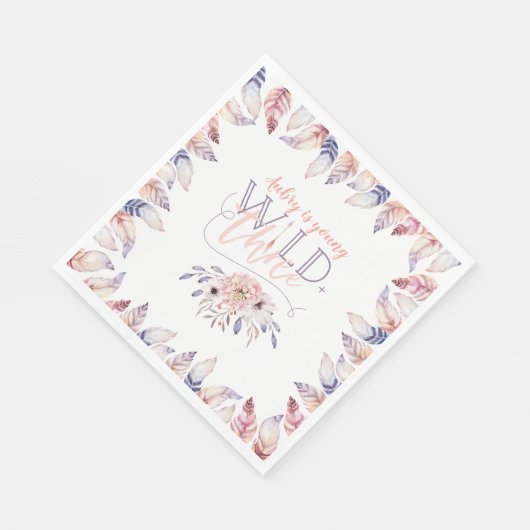 Jonge, wilde en drie verjaardagsfeestjes servet (Hoek)