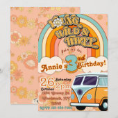 Jonge, wilde en drie verjaardagsuitnodigingen kaart (Voorkant / Achterkant)