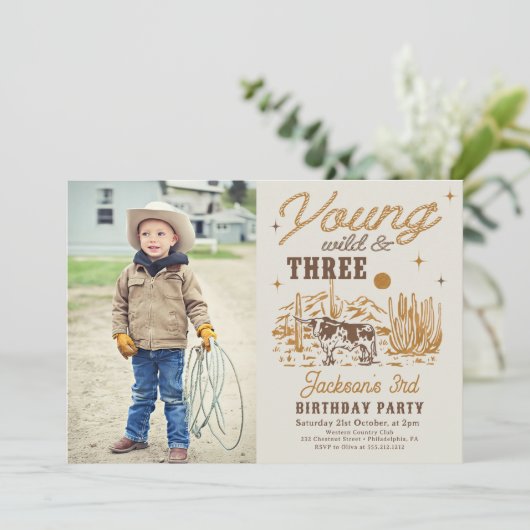 Jonge, wilde en drie Westerne verjaardagsfoto Kaart (Staand voorkant)