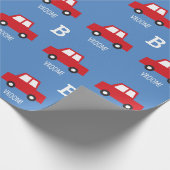 Jongeenspeelgoed Vervoerskuis Rood Monogram Birthd Cadeaupapier (Hoek)