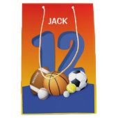 Jongen 12e verjaardag Sportbannen Medium Cadeauzakje (Voorkant)