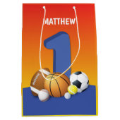 Jongen 1e verjaardag Sportballs Medium Cadeauzakje (Voorkant)